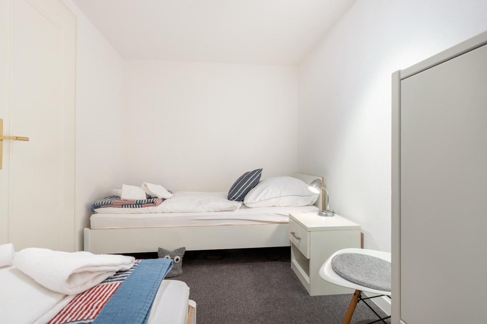 Apartment 20 App 2
